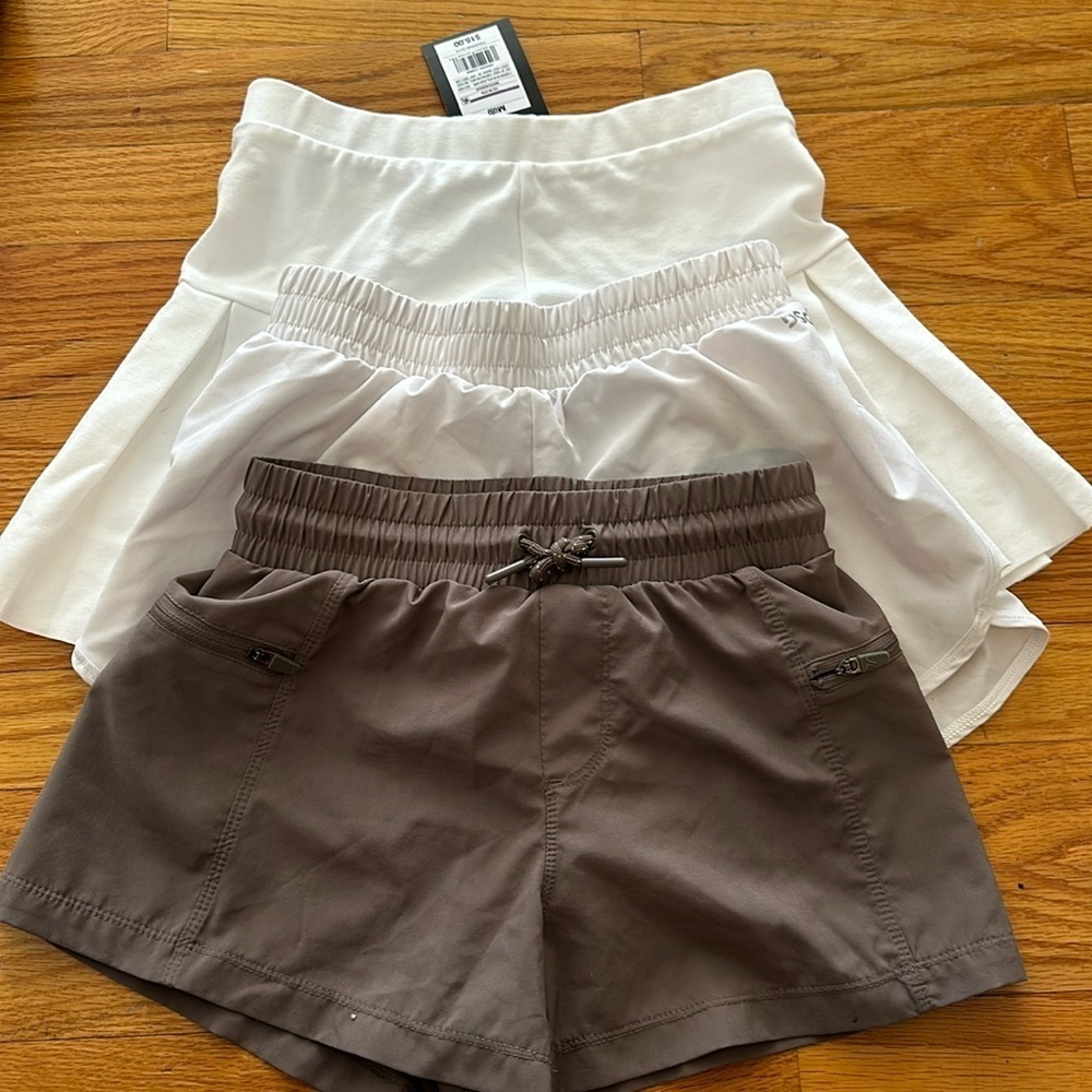 Girls summer bottom bundle shorts and skirt medium/8